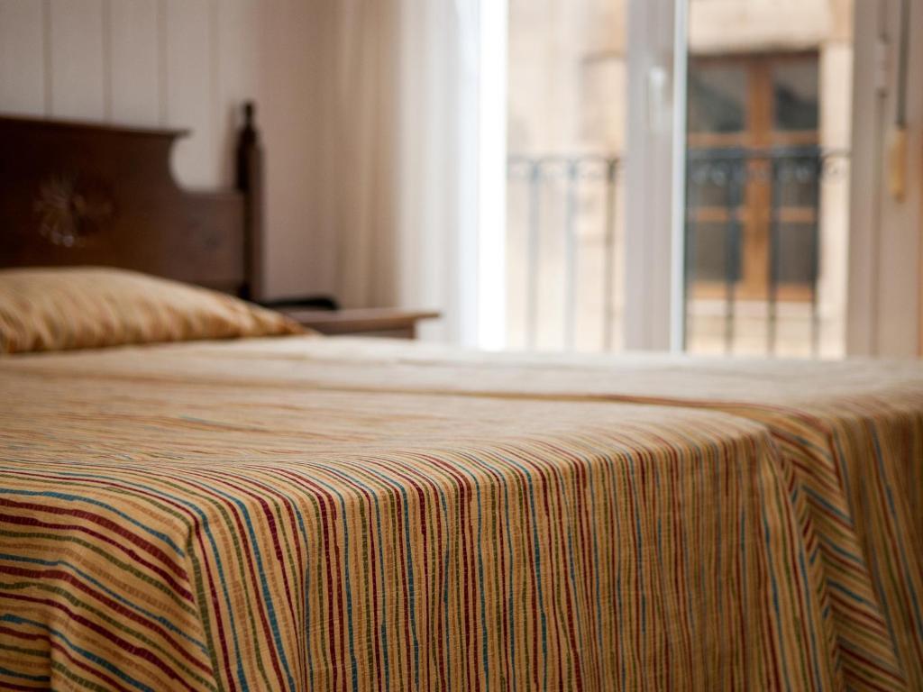 Hostal Fabrellas Caldes de Malavella Dış mekan fotoğraf